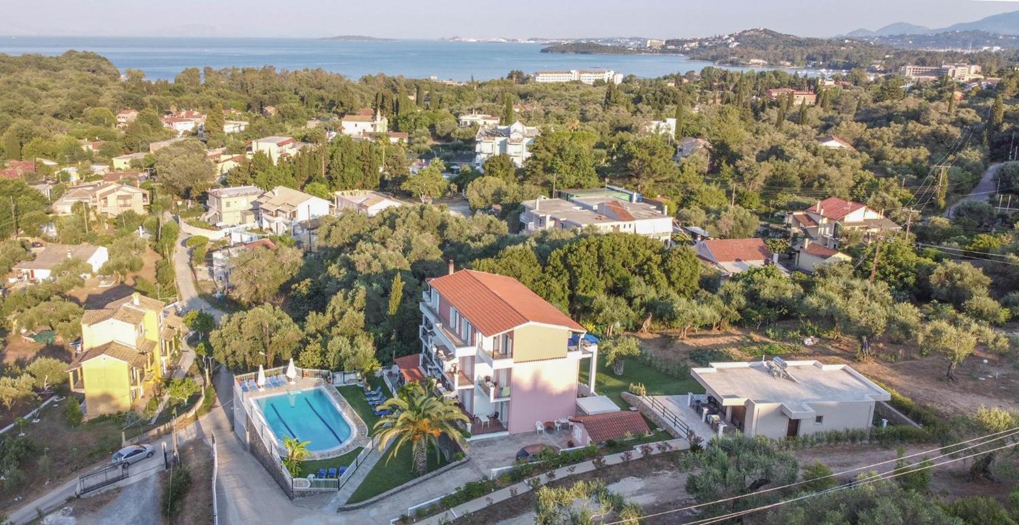 Thomas Apartments ذيسْخا المظهر الخارجي الصورة