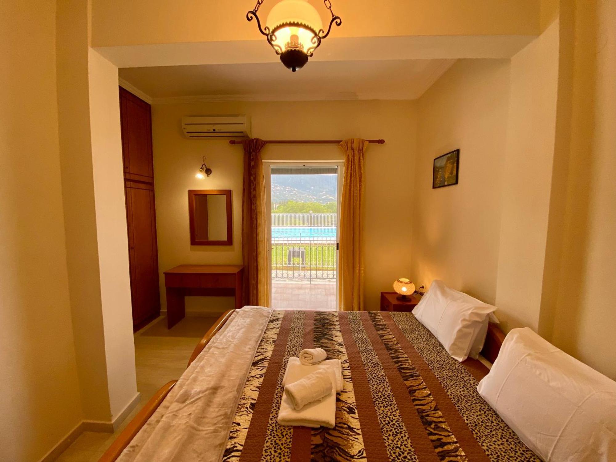 Thomas Apartments ذيسْخا المظهر الخارجي الصورة