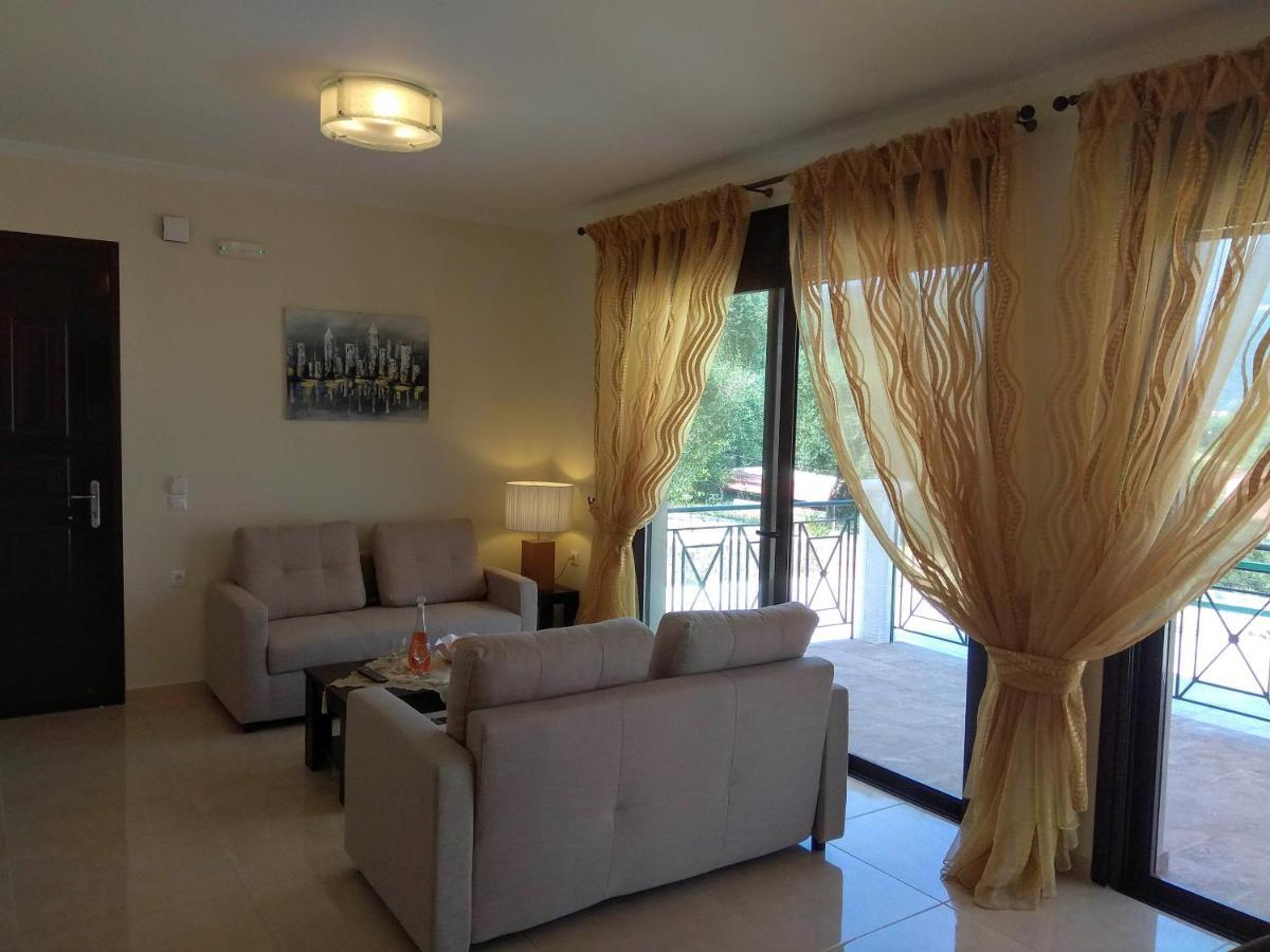 Thomas Apartments ذيسْخا المظهر الخارجي الصورة
